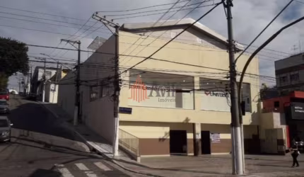 Galpão Industrial a Venda na Vila Marieta com 733m²