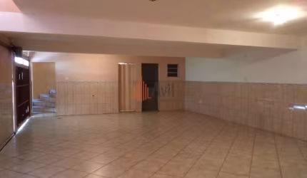 Sobrado 300m² com 5 Quartos à Venda no Parque Savoy City