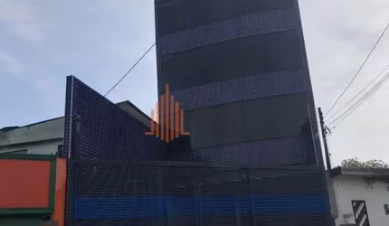 Prédio Comercial em Itaquera com 900m² para Venda e Locação
