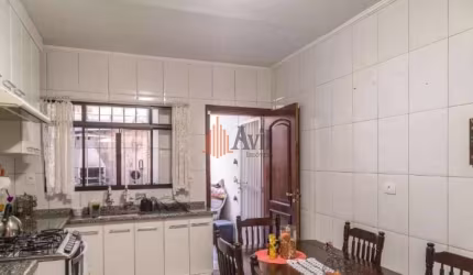 Sobrado a venda na  Vila Guilhermina com 150m², 3 dormitórios sendo 1 Suíte