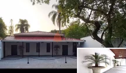 Casa Comercial para Locação na Vila Madalena com 560m², com 4 salas