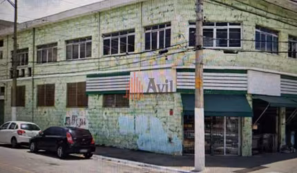 Salão Comercial à Venda na Vila Carrão com 529 m²