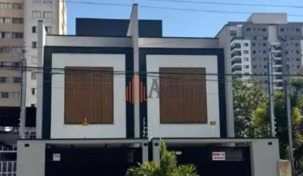 Sobrado Comercial à Venda na Vila Carrão com 150m²