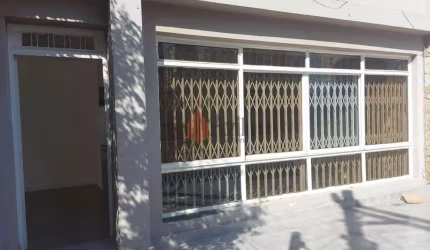 Sobrado 180m² com 4 Quartos, 3 Suítes para Locação no Anália Franco