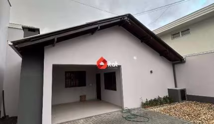 Casa para aluguel, 4 quartos, 1 vaga, Vila Nova - Jaraguá do Sul/SC