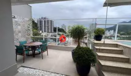 Cobertura à venda, 1 quarto, 2 suítes, 2 vagas, Centro - Jaraguá do Sul/SC