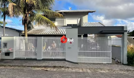 Casa à venda, 4 quartos, 3 suítes, Ubatuba - São Francisco do Sul/SC