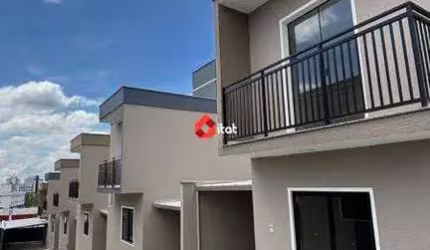 Casas em um condomínio fechado, com 76 m²!