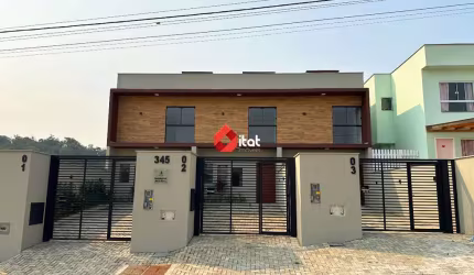 Geminado de Alto Padrão à Venda - Três Rios do Norte / Jaraguá do Sul