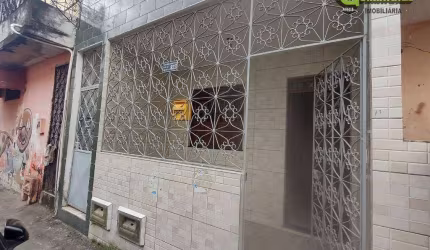 Casa com 1 quarto à venda, por R$ 100.000 - Uruguai - Salvador/BA