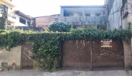Apartamento com 2 quartos à venda, 112 m² por R$ 180.000 - Vila Rui Barbosa - Salvador/BA