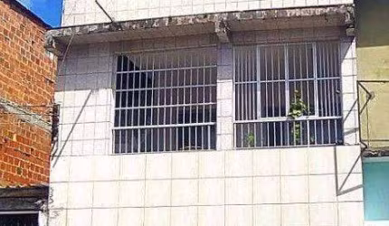 Cobertura com 1 dormitório à venda, 126 m² por R$ 100.000,00 - Uruguai - Salvador/BA