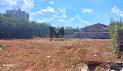 Terreno à venda em Campinas, Jardim das Paineiras, com 377.94 m²