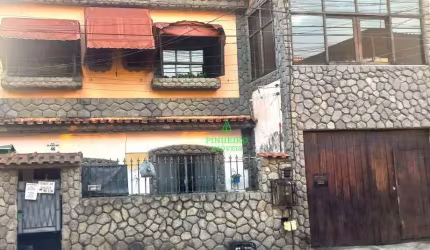 Casa com 6 dormitórios à venda, 449 m² por R$ 470.000,00 - Mutuapira - São Gonçalo/RJ