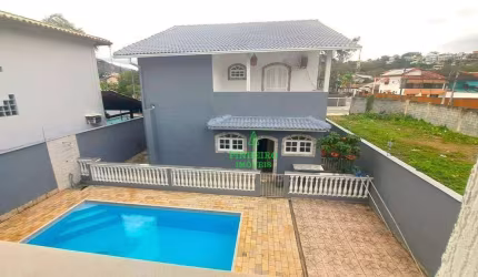 Casa com 4 dormitórios e 3 suítes à venda, 351 m² - Piratininga - Niterói/RJ