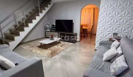 Casa Duplex em Conjunto Carapina I  -  Serra