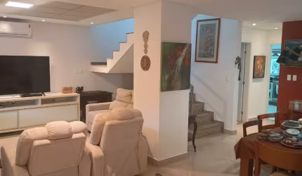 LINDA CASA SOLTA NASCENTE PRONTA PARA MORAR
