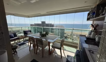 LINDO APARTAMENTO FRENTE MAR PRONTO