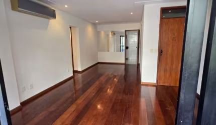 LINDO APARTAMENTO LOGO NA ENTRADA CANDEAL