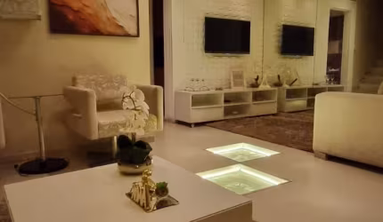 LINDA CASA EM CONDOMINIO FECHADO MOBILIADO