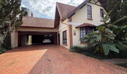 Casa com 4 quartos à venda na Rua Dona Francisca, 2400, Saguaçu, Joinville por R$ 1.950.000