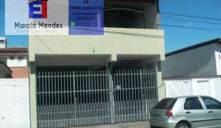Sobrado para Venda em Cachoeira Paulista, Pitéu, 4 dormitórios, 2 suítes, 1 banheiro