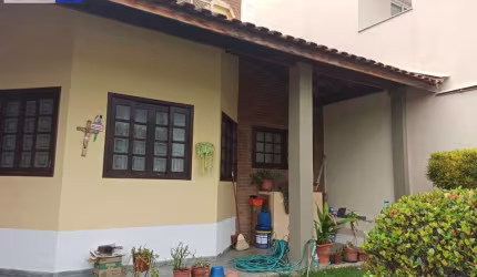Casa para Venda em Cachoeira Paulista, Jardim Nova Cachoeira, 3 dormitórios, 2 suítes, 1 banheiro, 1 vaga