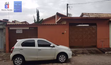Casa para Venda em Cachoeira Paulista, Pitéu, 2 dormitórios, 2 banheiros, 2 vagas