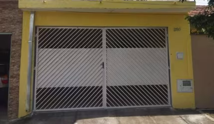 Sobrado para Venda em Cachoeira Paulista, Jardim Europa, 3 dormitórios, 2 suítes, 1 banheiro
