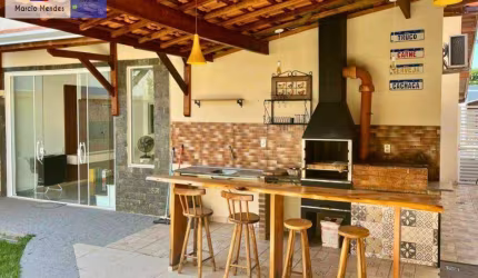 Casa para Venda em Cachoeira Paulista, Jardim Nova Cachoeira, 2 dormitórios, 1 suíte, 2 banheiros, 1 vaga