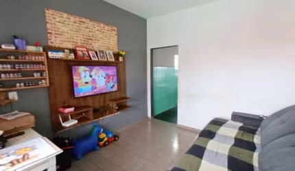 Casa para Venda em Cachoeira Paulista, Parque Primavera, 2 dormitórios, 1 banheiro, 1 vaga