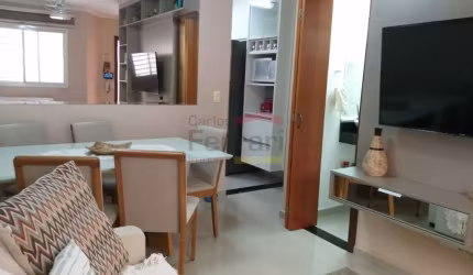 SOBRADO EM CONDOMÍNIO FECHADO - ÁGUA FRIA - 2 DORM. 2 WC. 1 VAGA. 60 M2