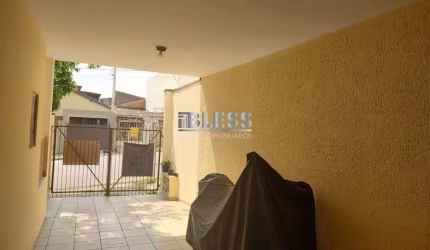 Casa com 4 Quartos e 2 banheiros à Venda, 187 m² por R$ 430.000.