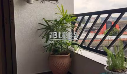 Apartamento a venda no EDIFÍCIO VILLALOBOS,  com 4 dormitórios sendo 01 suíte com closet