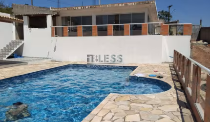 Chacara à venda- -1150 m2- 200 m2 AC-2 quartos-1 suite-C.L.Paulista- ref.CH000304