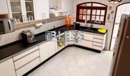 CASA REFORMADA E SEMI MOBILIADA À VENDA NO JARDIM DO LAGO - JUNDIAÍ - CA03144