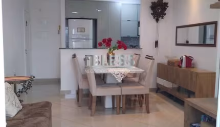 Apartamento à Venda com 3 Dormitórios no Condomínio Práctice em Jundiaí - 83m², 1 Suíte, 2 Salas e 2 Vagas de Garagem