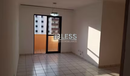 Apartamento de 3 quartos à venda no Condomínio Chácara Primavera, Jundiaí-SP: 1 suíte, 2 salas, 2 banheiros, 2 vagas de garagem.