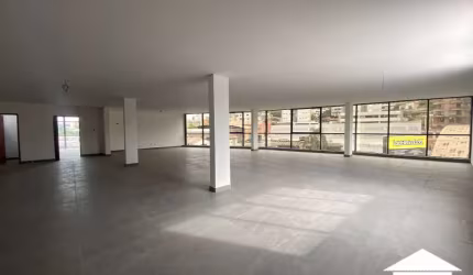 Sala comercial para aluguel com 197m², Iguaçu - Ipatinga/MG - SA450