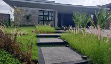 Casa Térrea condomínio Jardins do Golfe terreno 1.000 metros