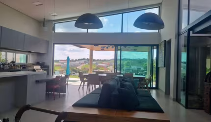 condomínio Jardins do Golfe 420 m² área construída