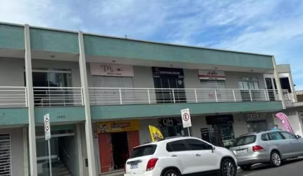 Sala comercial para alugar na Rua Adhemar da Silva, 1060, Kobrasol, São José por R$ 1.500