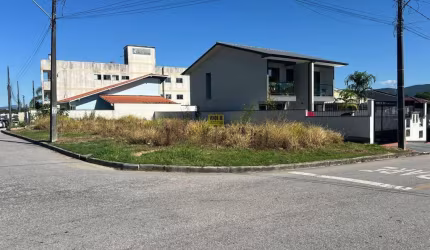 Terreno à venda no Forquilhas, São José  por R$ 270.000