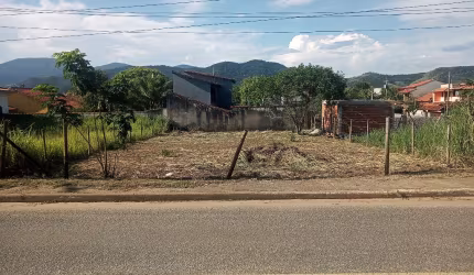 Terreno em frente à rua 13 em Jaconé c/ Rgi