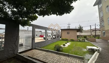 Apartamento térreo em condomínio no Fazendinha
