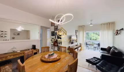 Apartamento a 150m da Praia de Pitangueiras Guarujá SP