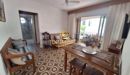 Apto claro e arejado a 2 quadras da Praia de Pitangueiras