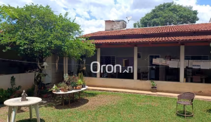 Casa à venda, 236 m² por R$ 725.000,00 - Vila Jardim Vitória - Goiânia/GO