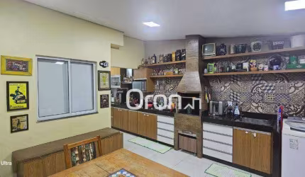 Sobrado à venda, 110 m² por R$ 569.000,00 - Vila São Luiz - Goiânia/GO