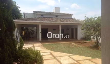 Sobrado à venda, 360 m² por R$ 1.500.000,00 - Vila Rezende - Goiânia/GO